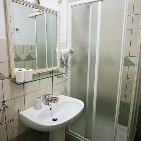 Al Centro Готель типу 